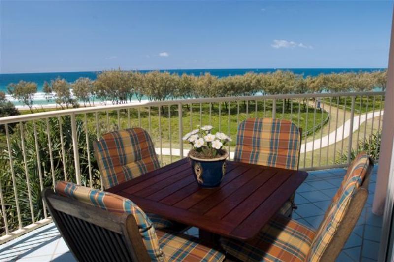 Surfside On The Beach Buddina Экстерьер фото