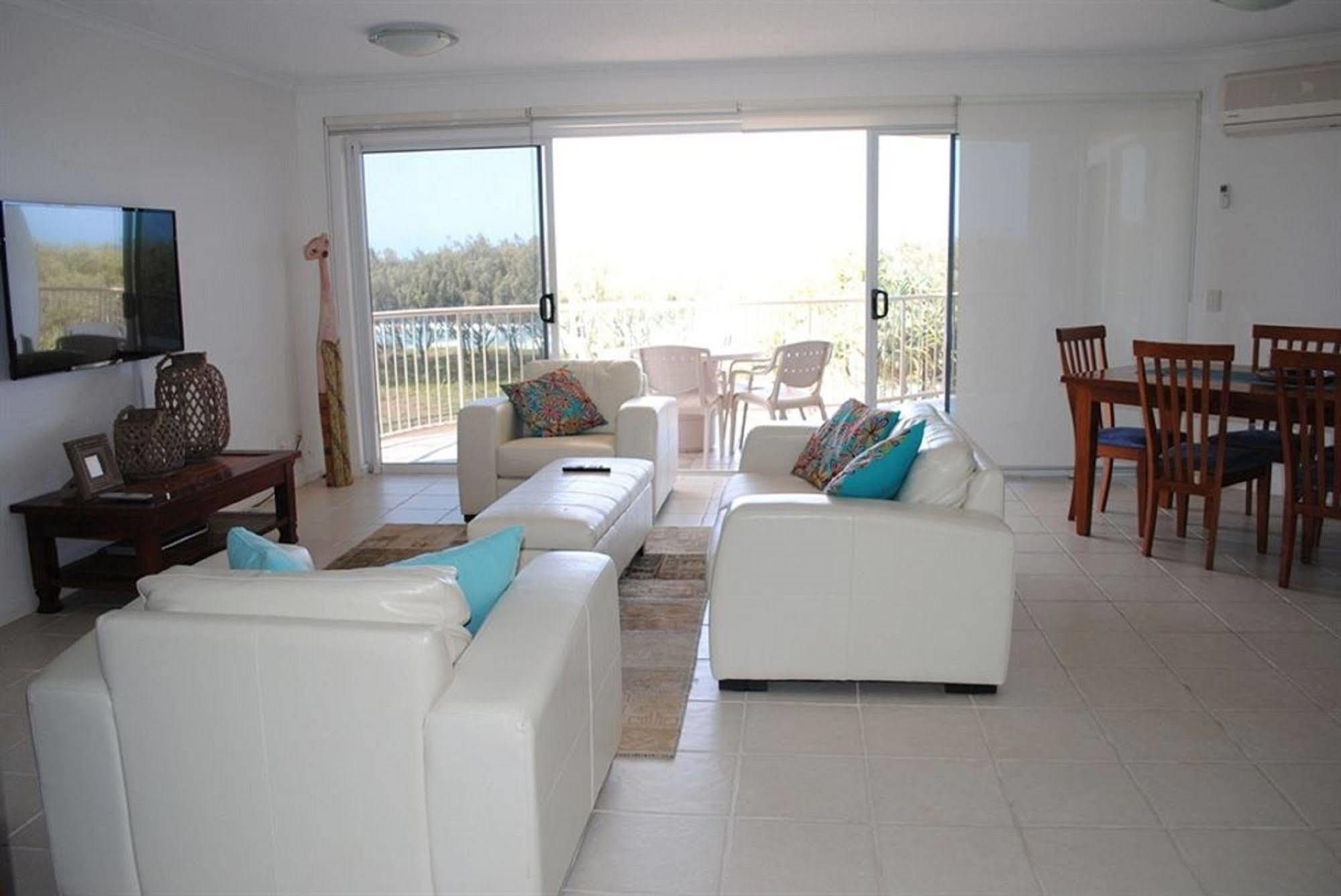 Surfside On The Beach Buddina Экстерьер фото