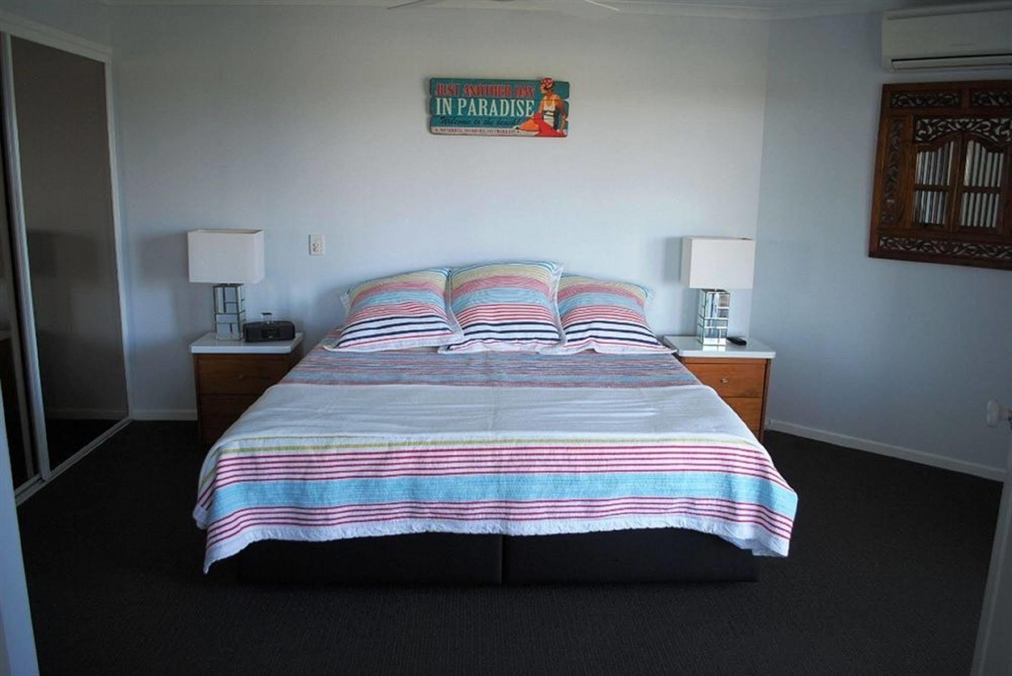 Surfside On The Beach Buddina Экстерьер фото
