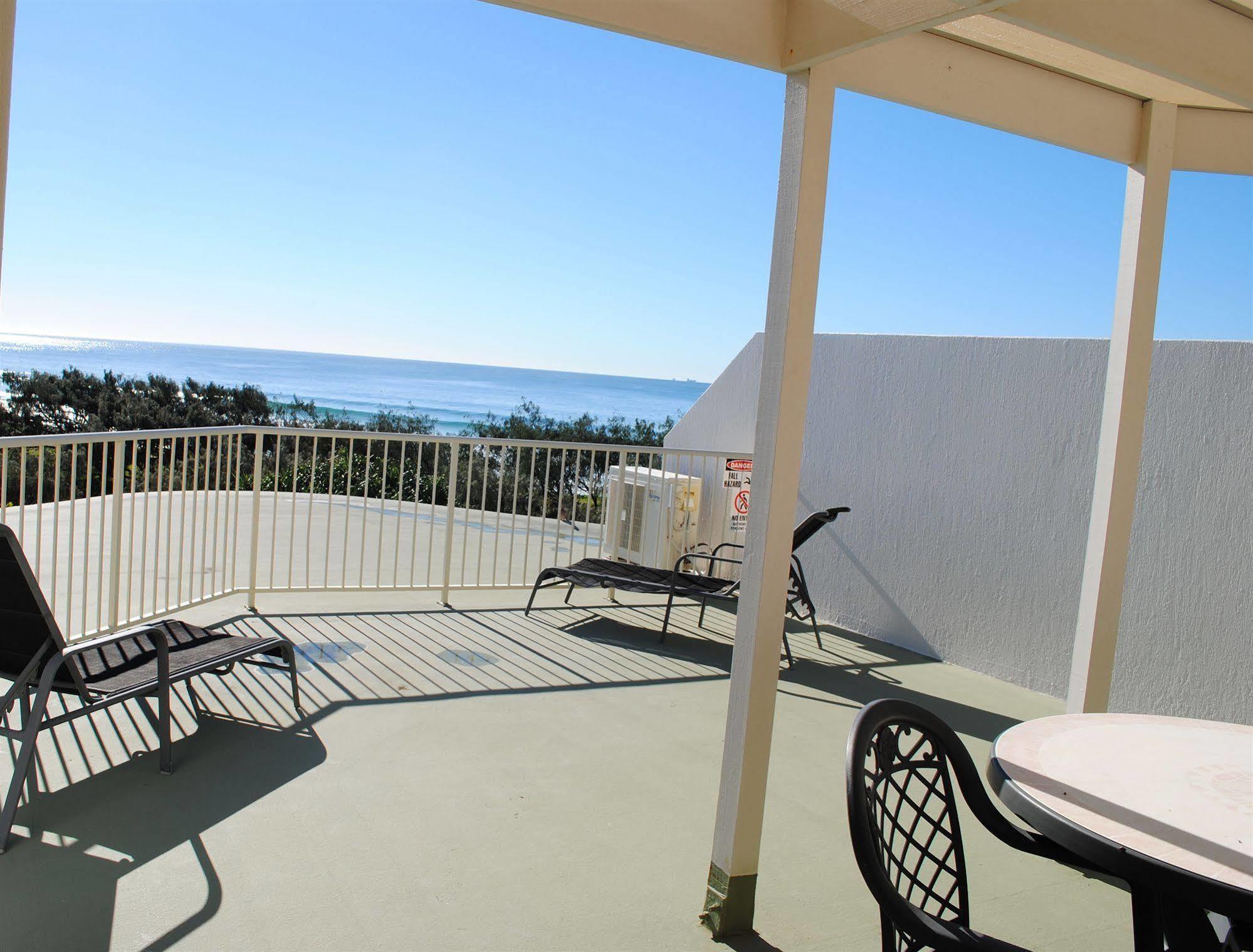 Surfside On The Beach Buddina Экстерьер фото