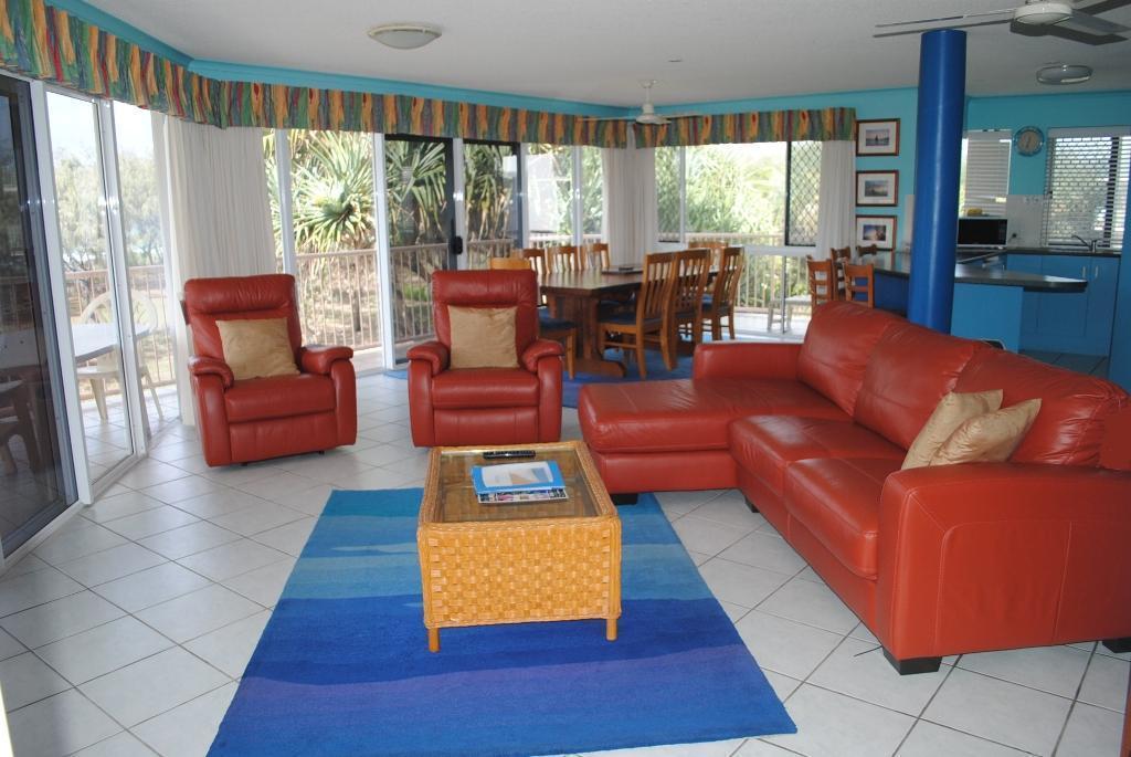 Surfside On The Beach Buddina Экстерьер фото